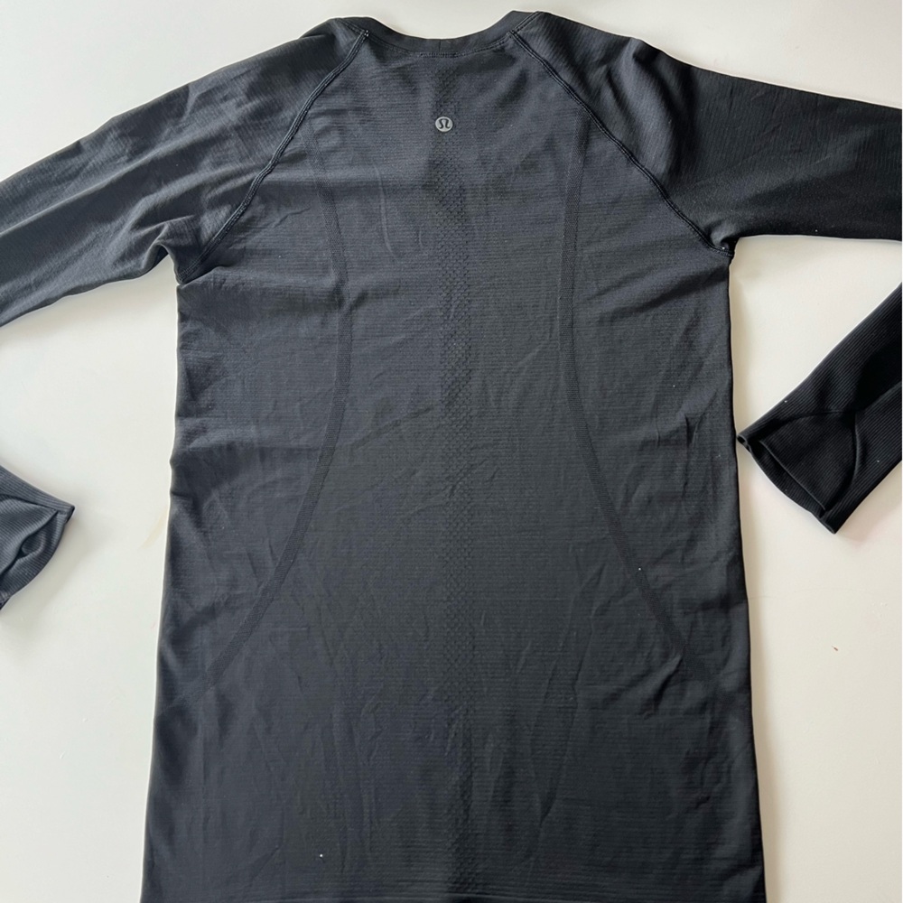 OFFER Lululemon black long sleeve size 6